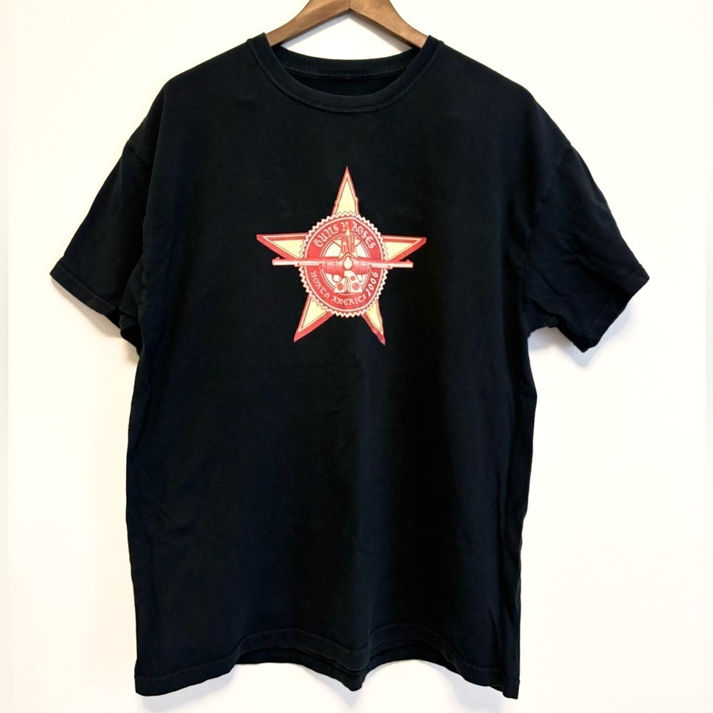 Guns N Roses 2006 Tour T Shirt Large Chinese Democracy Axl Rose GNR Vintage